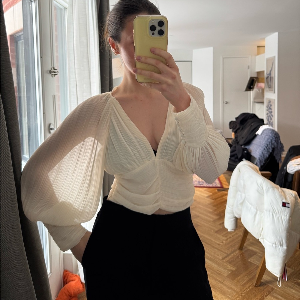 Zara ecru pleated blouse size small - Picture 2 of 8